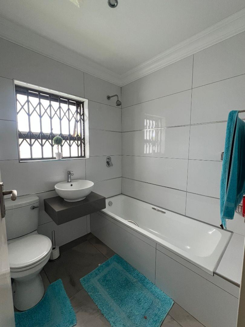 To Let 3 Bedroom Property for Rent in Newton Park Eastern Cape